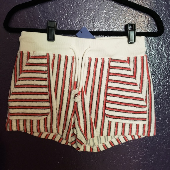 Shorts - Picture 5 of 5